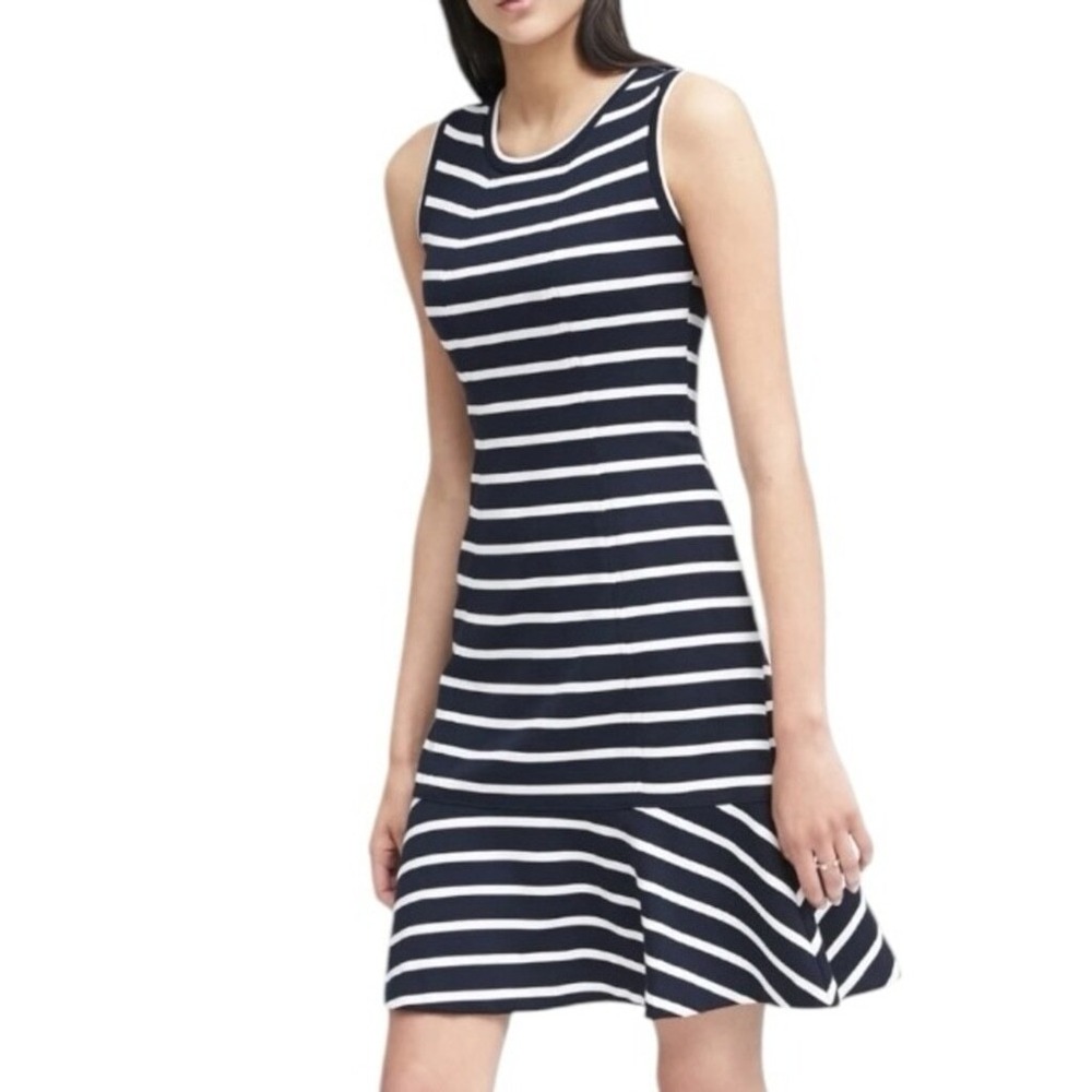 Banana Republic Sleeveless Striped Ruffle Flounce Hem Dress Sz 6 Preppy Nautical